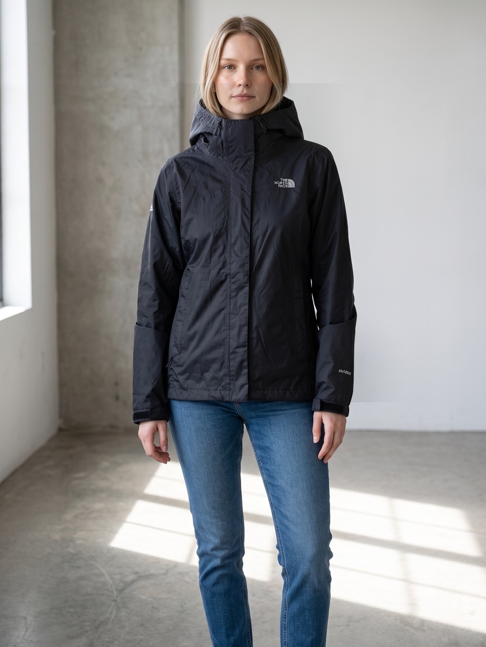 The North Face DryVent IWave Rain Black Jacket Size M